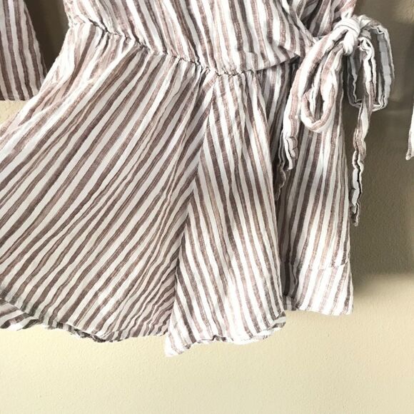 Flowy Striped Wrap Romper - Picture 4 of 6